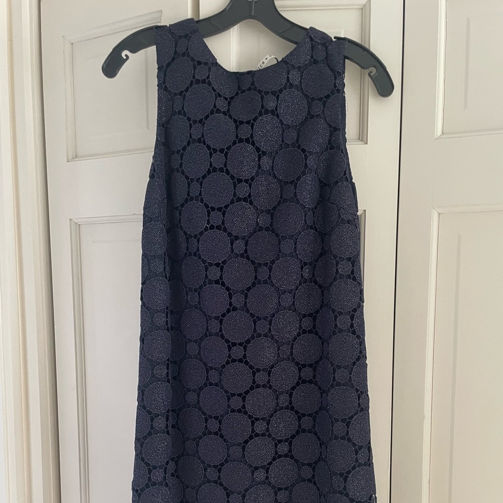 Alice and Olivia size 8 cocktail dress metallic navy knee length
